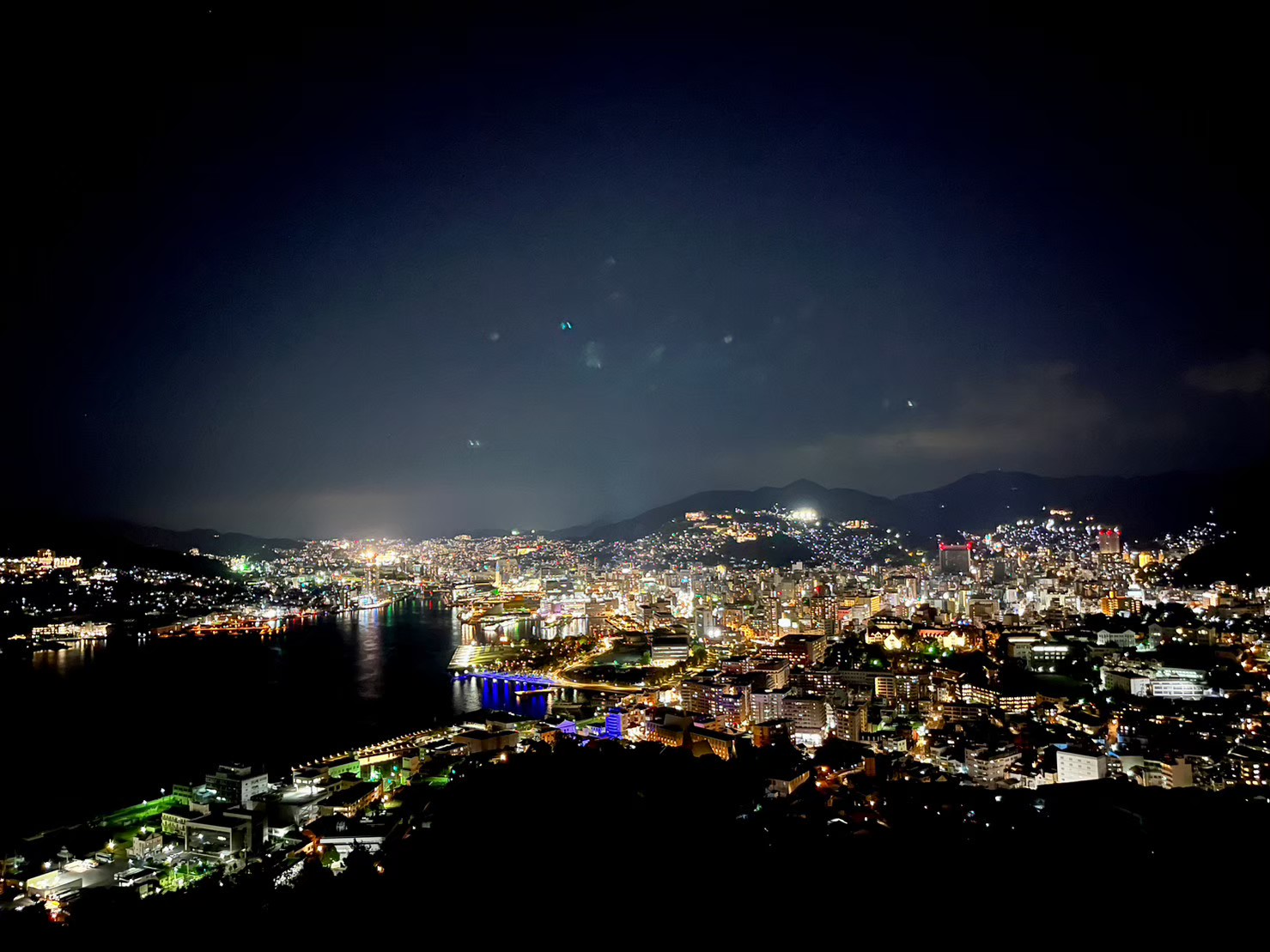 稲佐山と鍋冠山の夜景をハシゴ（旅コム）