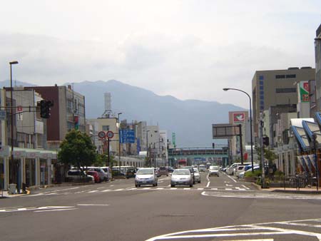 以前の国道8号線((出典:多摩地区そして日本各地の画像集)