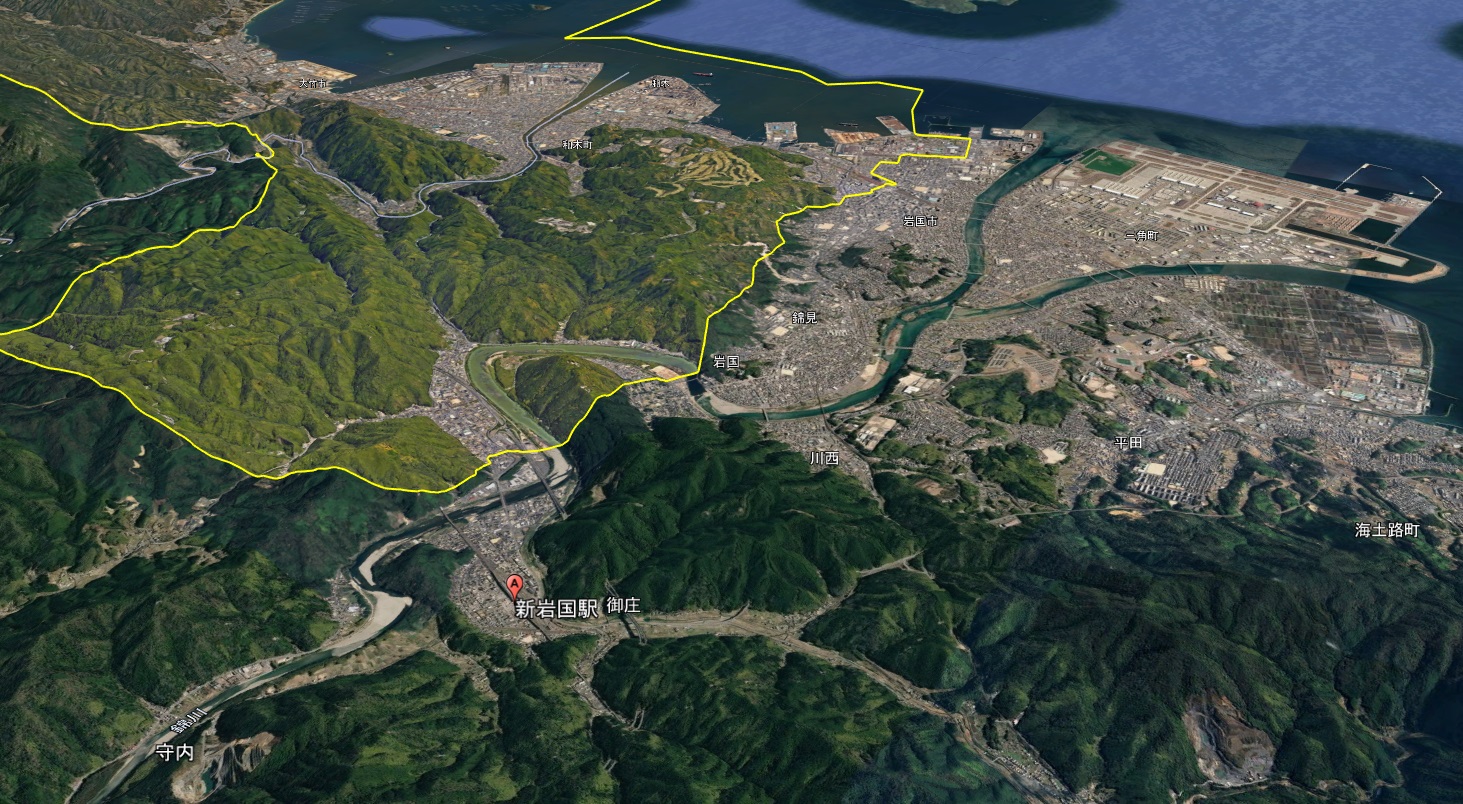 【Google Earth 岩国市】新岩国駅と中心市街地 3D表示エリアのライン付き