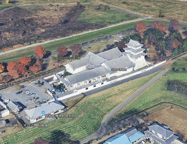 Google Earth 3D 千葉県 野田市 関宿町 関宿城博物館と関宿城復興天守(模擬天守)